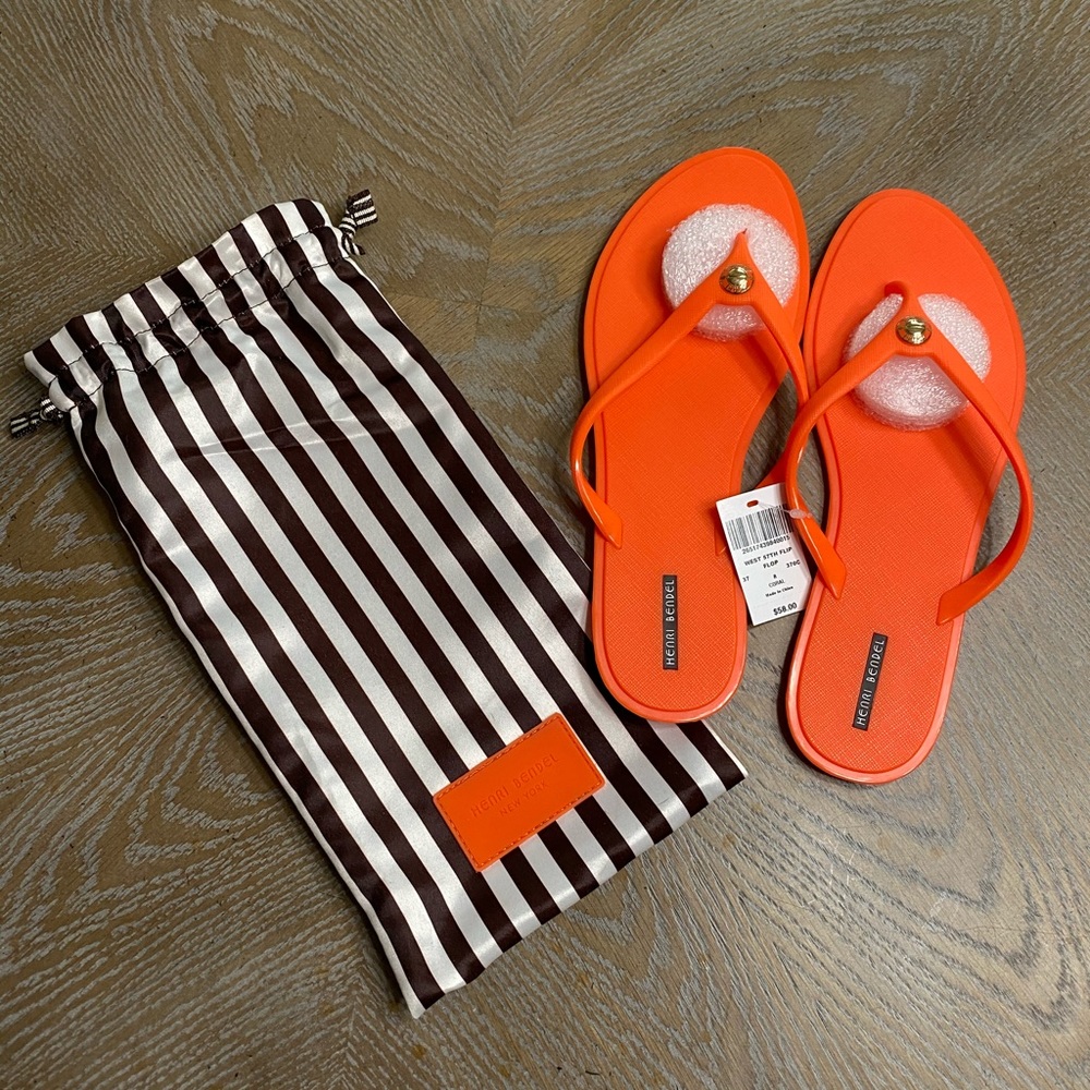 Henri bendel  flip flops brand new with tags sz 8